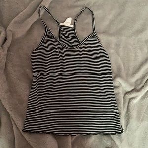 Tank top really cut size medium
